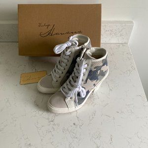 NWT Vintage Havana Exclusive 4 Multicolor Heels Size 6.5